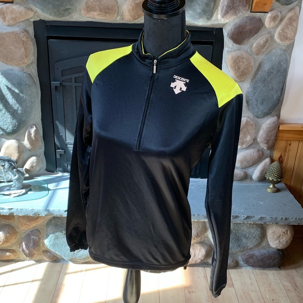 Descente cycling jacket